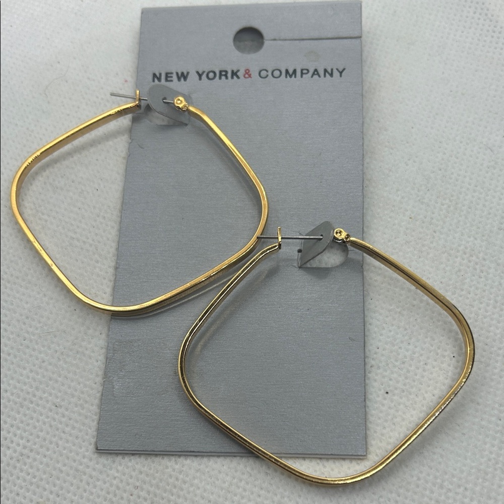 NWT New York & Company Square Gold Earrings